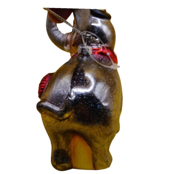 Elephant glass christmas ornament with top hat & scarf - Picture 3 of 7